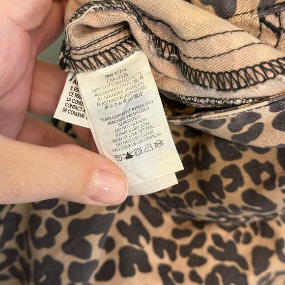 AX Armani Exchange Jeans Womens 4 Black Tan Cheetah Animal Print Low Rise Skinny - Picture 8 of 8